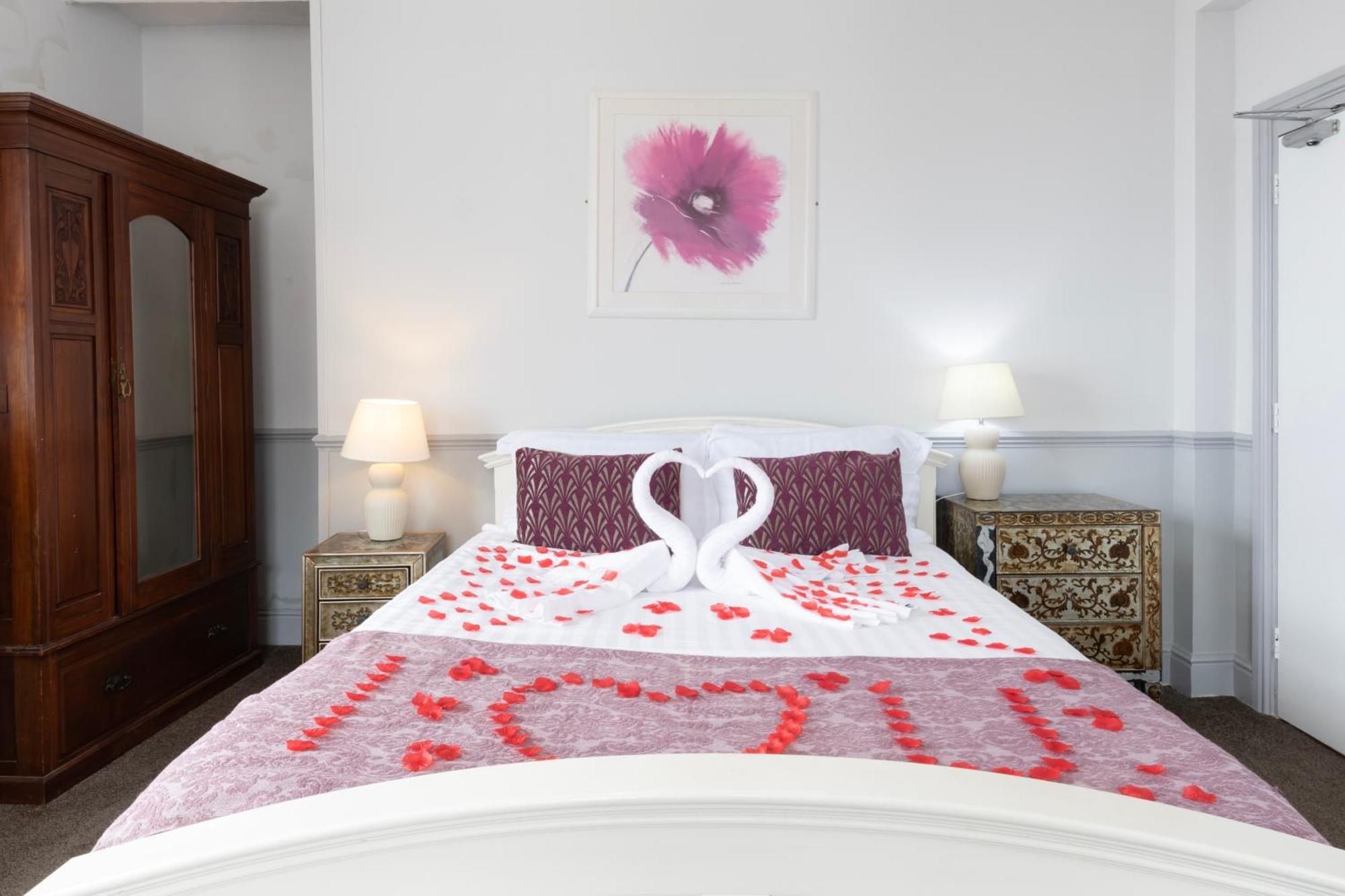 The Manor Hotel 3*