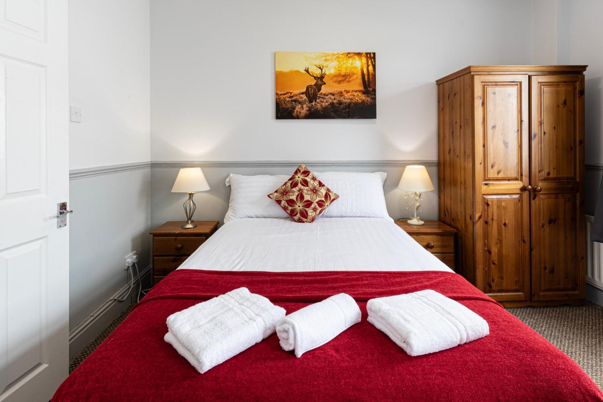 The Manor 3*