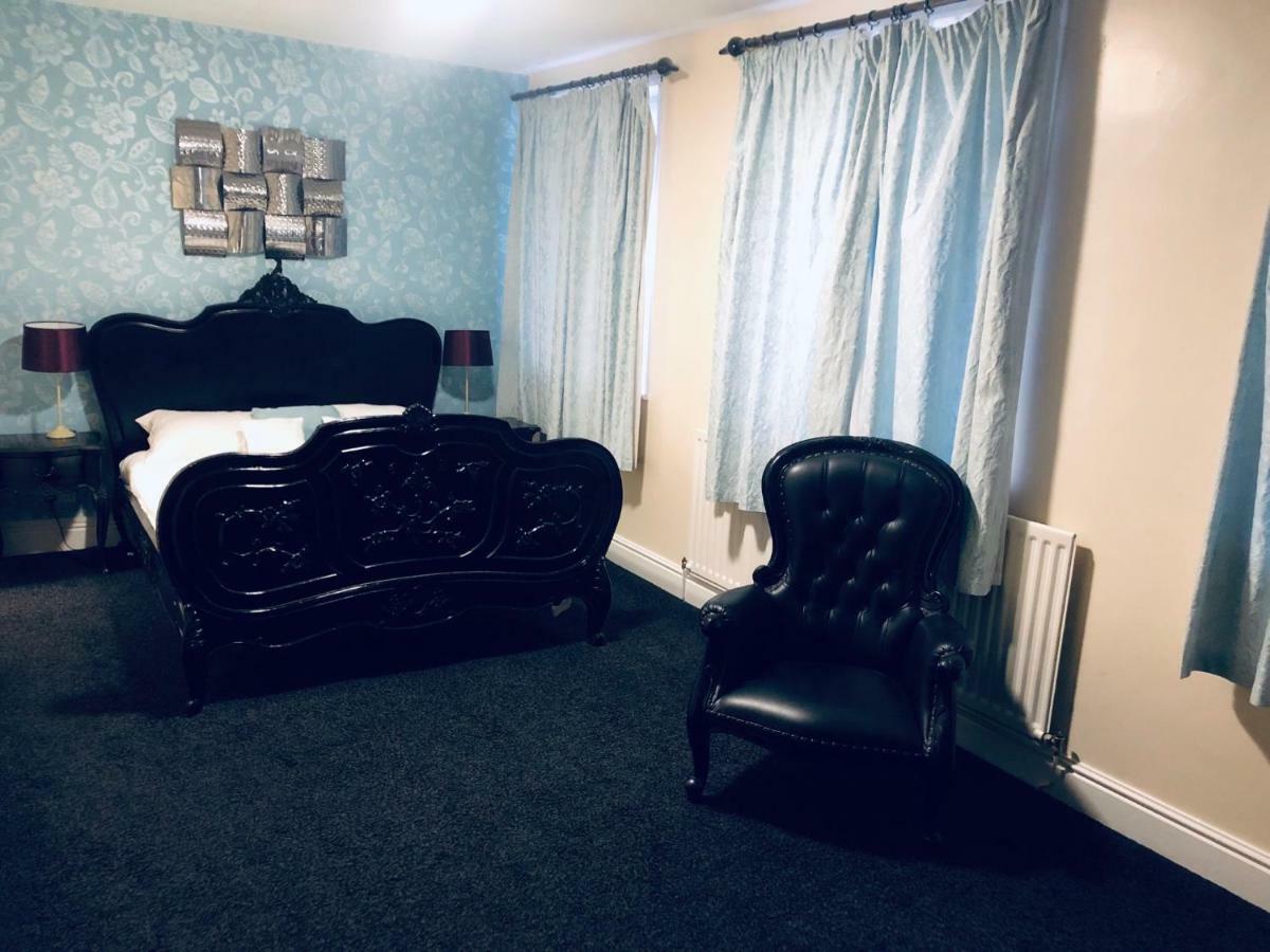 The Manor 3* Llandudno