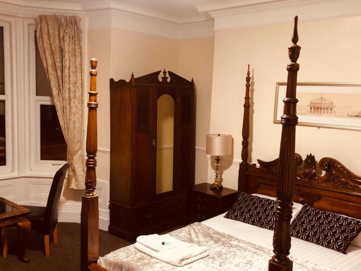 The Manor Hotel Llandudno